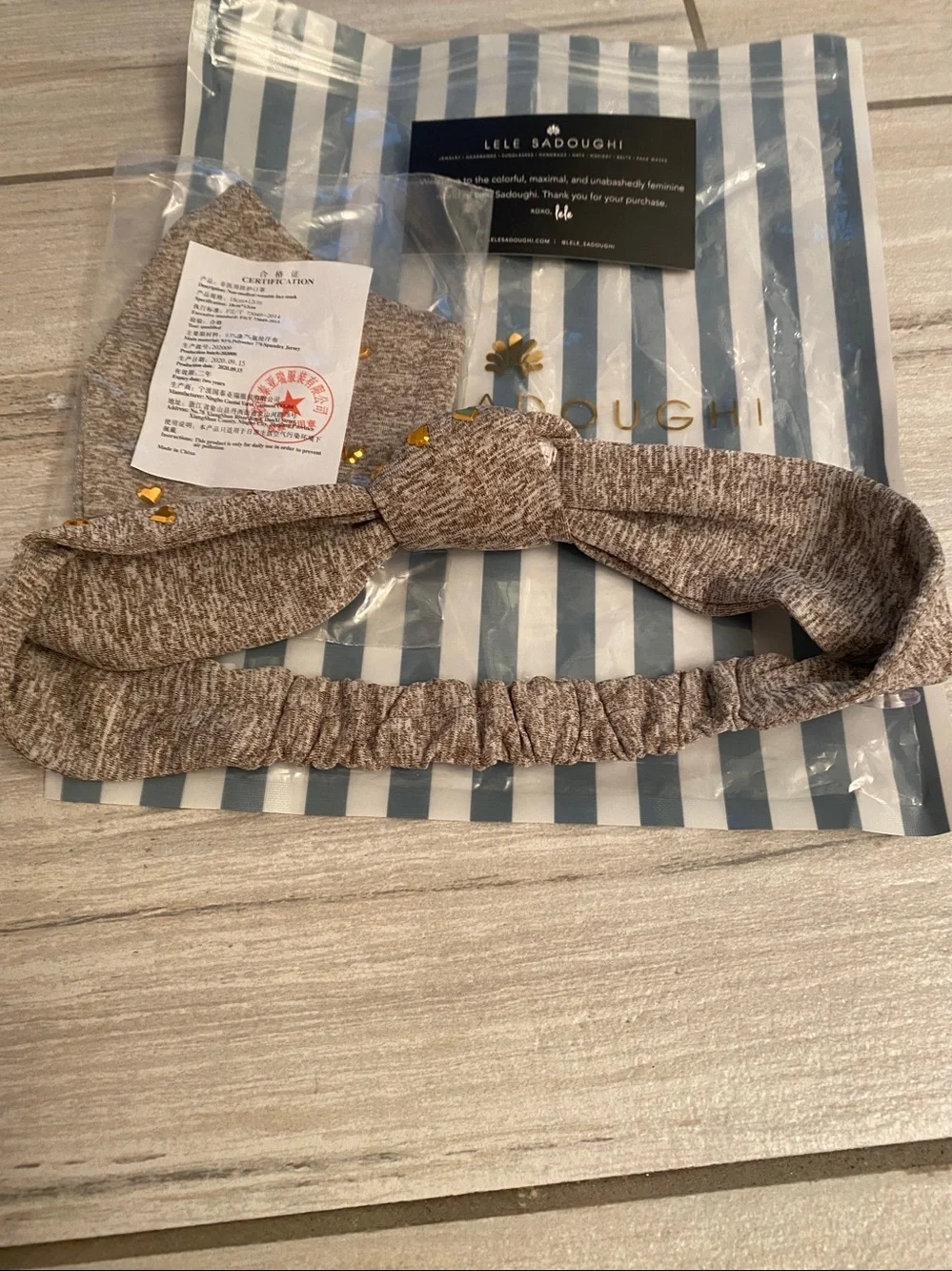 NWT Lele Sadoughi sport headband with gold hearts and mask